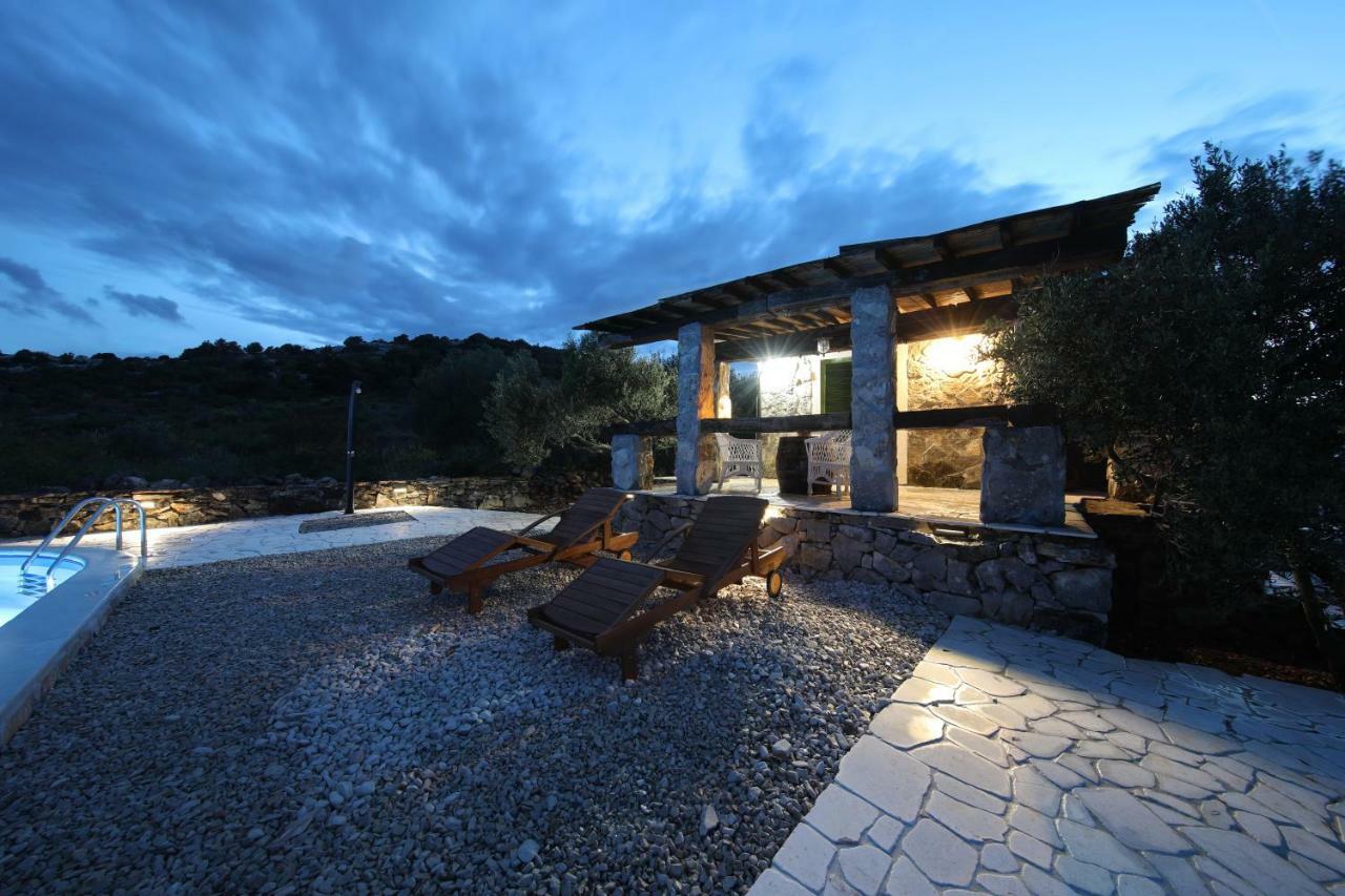 Holiday Home Petar Drage Exterior foto