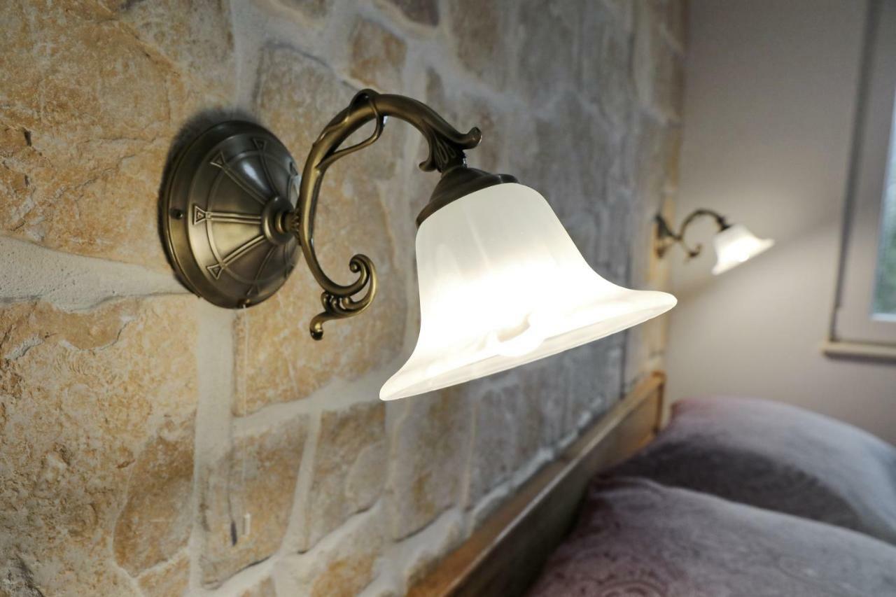 Holiday Home Petar Drage Exterior foto